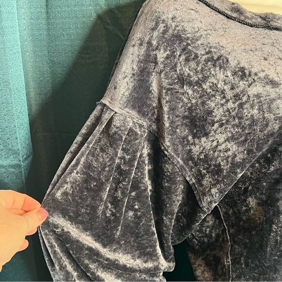 We The Free Milan Crushed Velvet Gray Top Y2K Soft Grunge Boho Lounge Pullover M - Picture 5 of 6